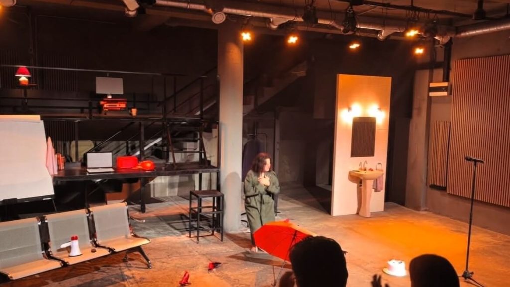 Theatrical monologue by Marina Vronti